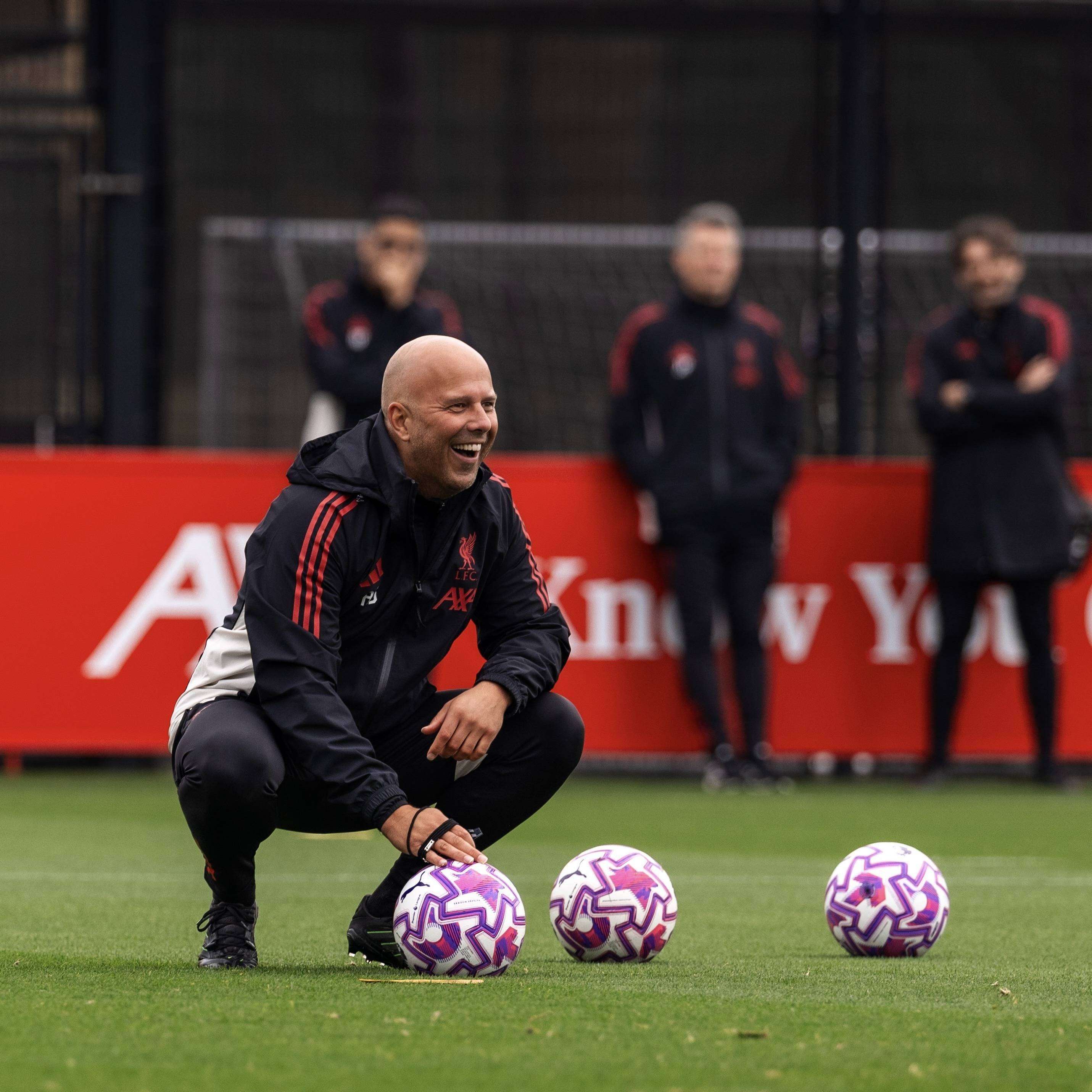 萨拉赫在瑞士队比赛中问鼎冠军,战术调整引发热议!的简单介绍 萨拉赫在瑞士队比赛中问鼎冠军,战术调整引发热议!的简单介绍