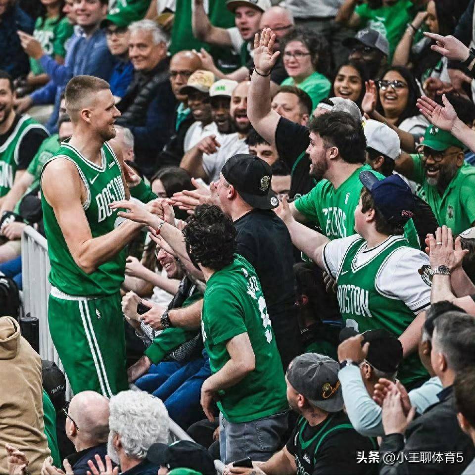 关于塔图姆爆冷击败澳大利亚队，挺进下一轮引爆全场！的信息